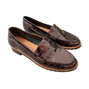 Elegant Brown Loafers for Men